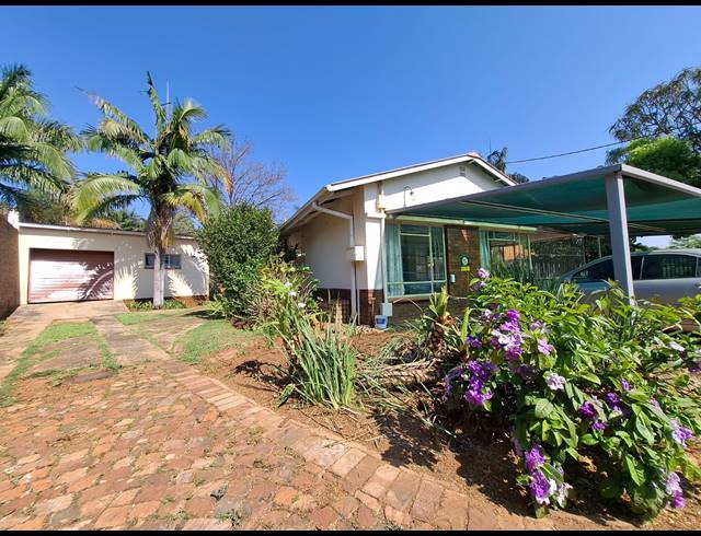 3 BEDROOM HOUSE FOR SALE IN QUEENSWOOD